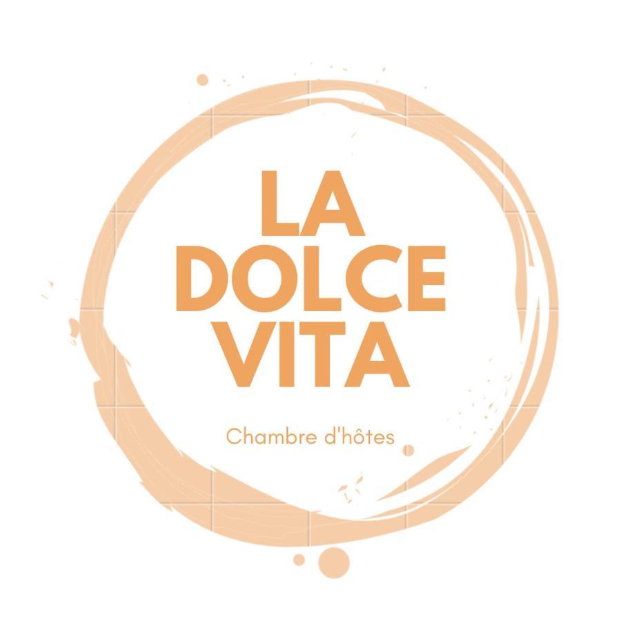 La Dolce Vita Breteniere Bagian luar foto